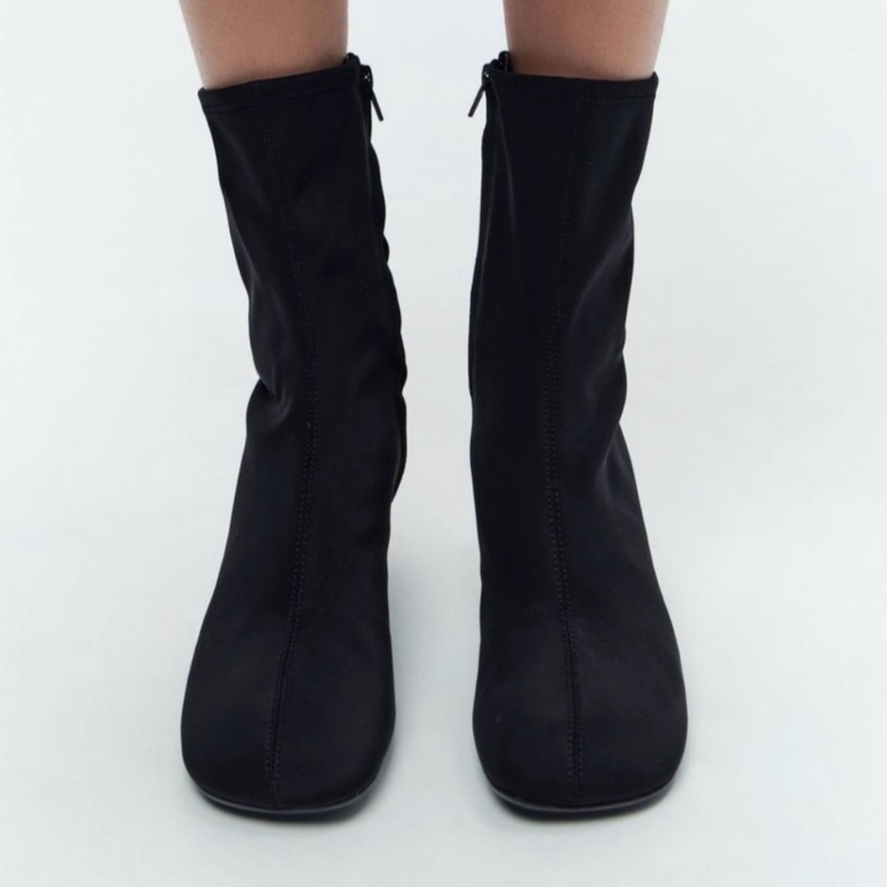 Zara Women’s Black Stretch Square Toe Heeled Ankle Booties Size 36